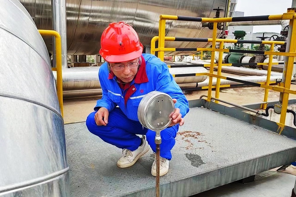2021年度集团劳动模范、宜昌6686在线登录官网硫酸厂硫酸车间主任吴启国吴启国.jpg